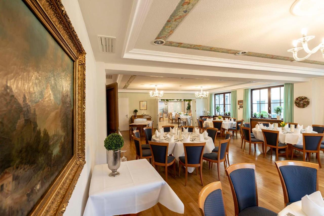 Hotel Gasthof Krone Niederstetten 외부 사진