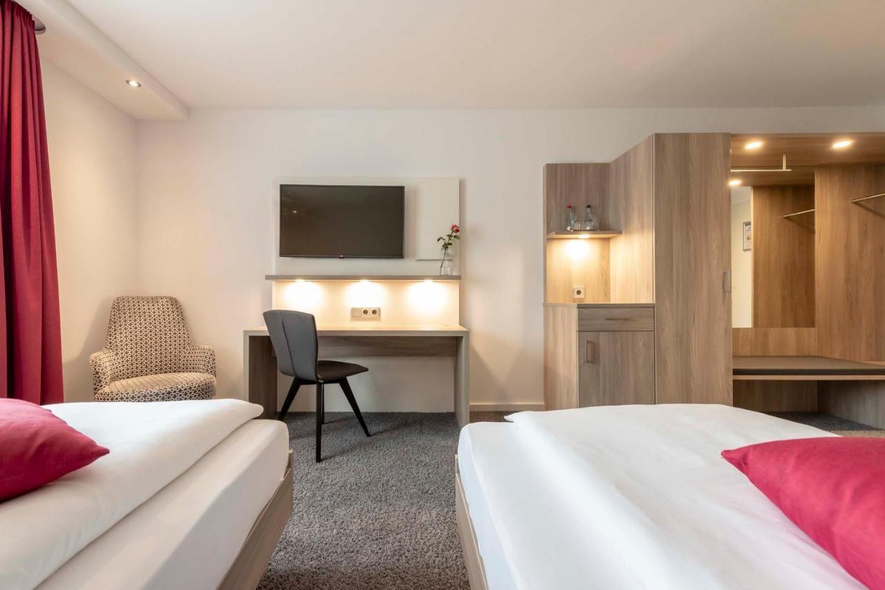 Hotel Gasthof Krone Niederstetten 외부 사진