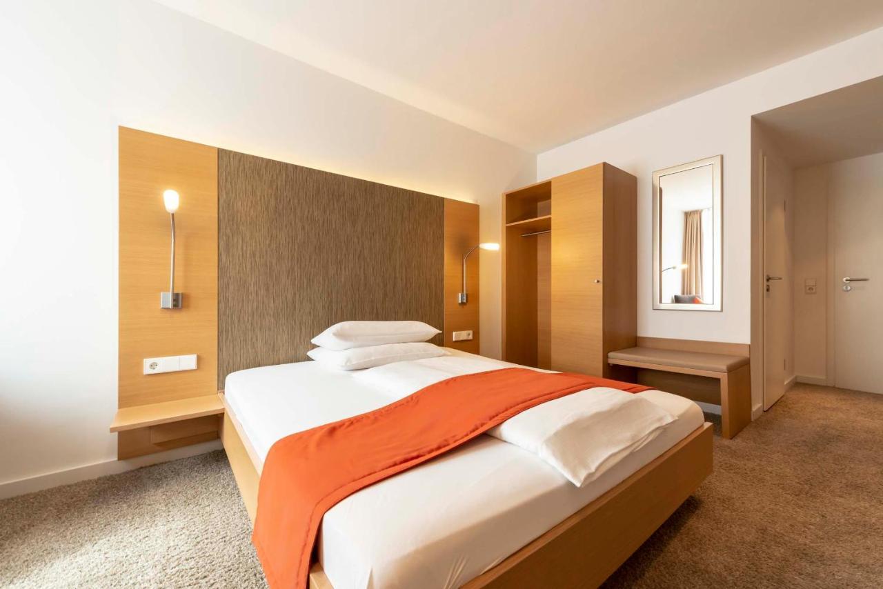 Hotel Gasthof Krone Niederstetten 외부 사진