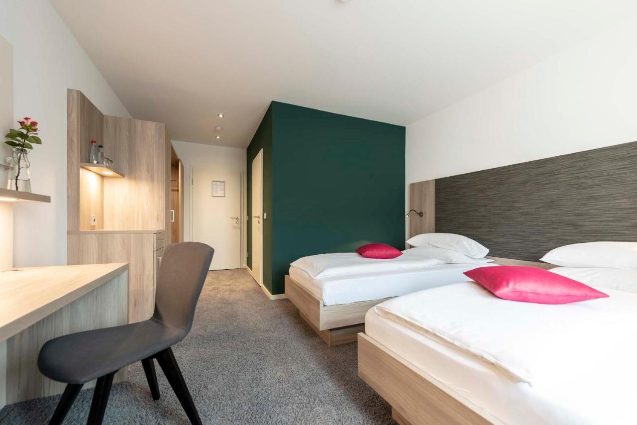 Hotel Gasthof Krone Niederstetten 외부 사진