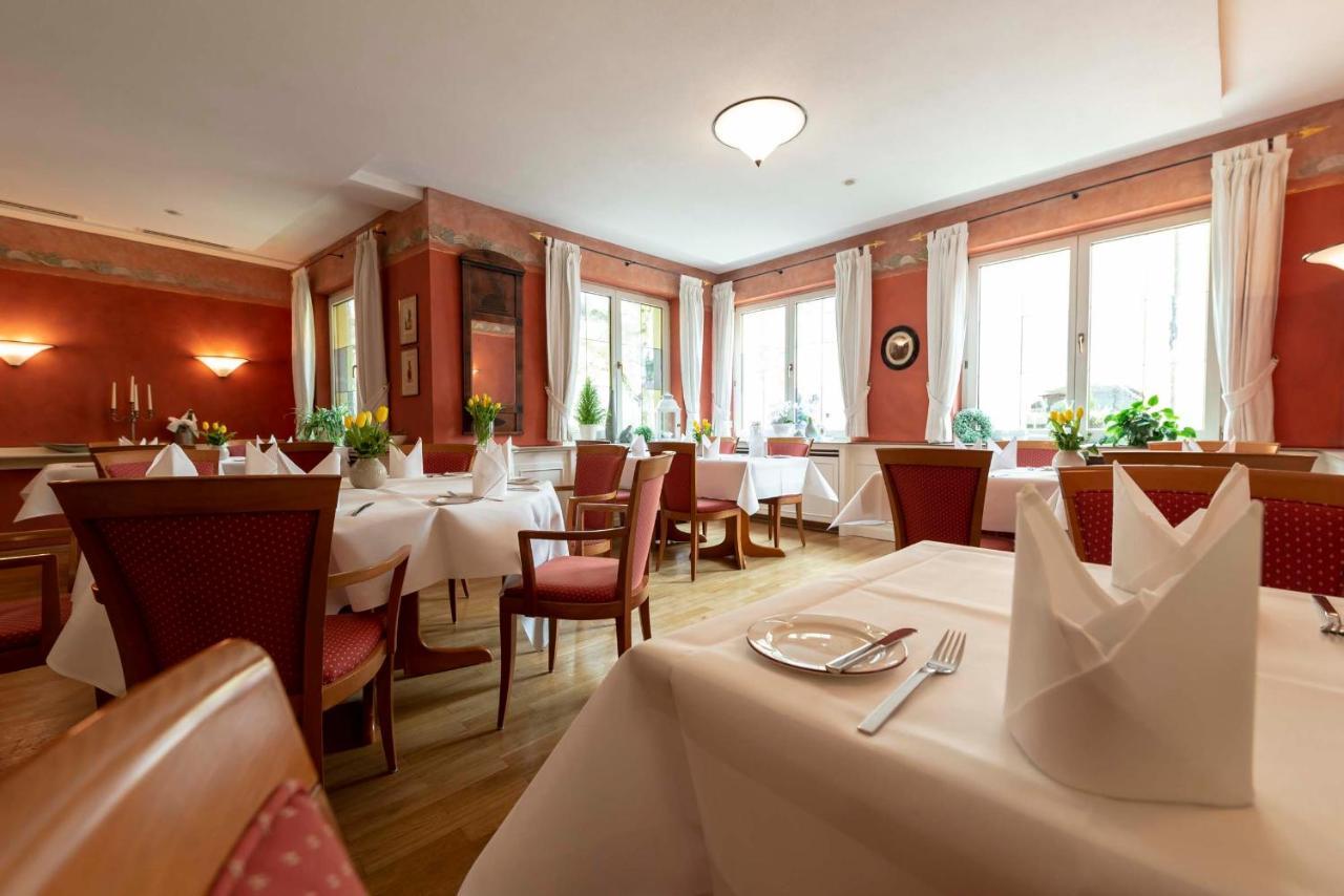 Hotel Gasthof Krone Niederstetten 외부 사진